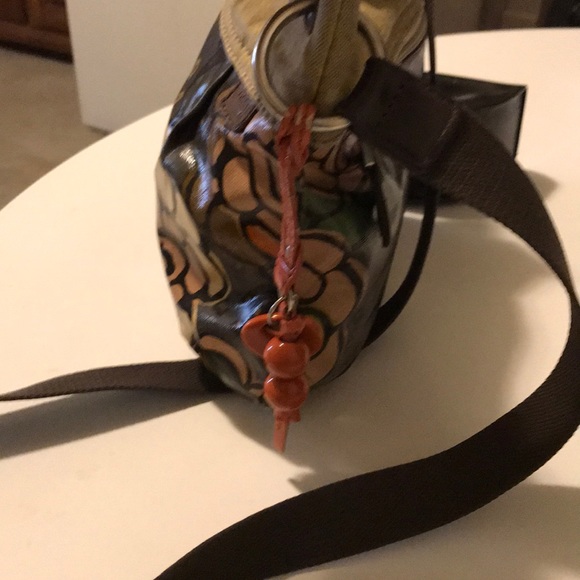 Fossil Key-Per Crossbody - Picture 2 of 8